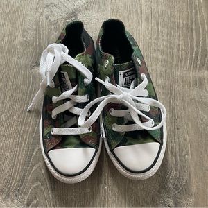 Converse shoes